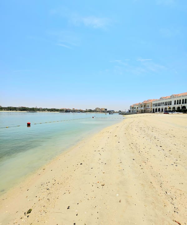 Strand The Ritz-Carlton Abu Dhabi Grand Canal