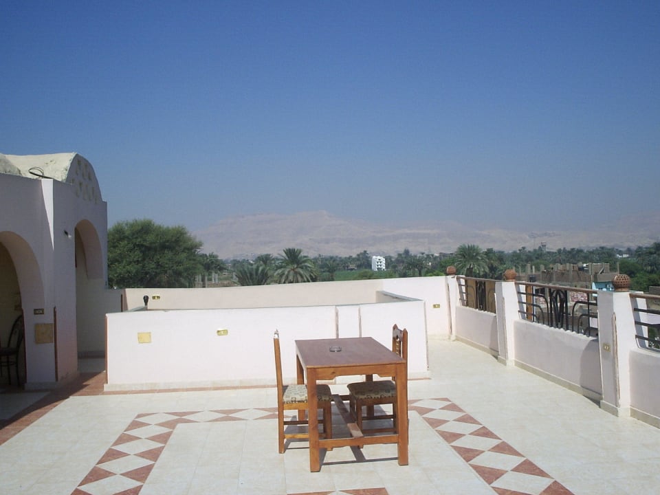 The Roof Terrace Hotel Kareem