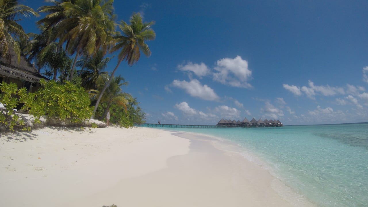 Strand Angaga Island Resort