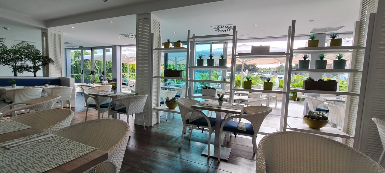 Gastro Canary Garden Club