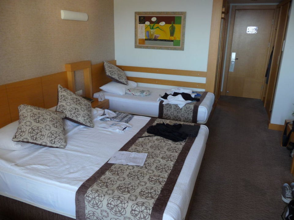 Doppelzimmer mir Zustellbett Saphir Resort & Spa