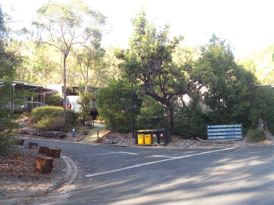 Gartenanlage Mercure Kingfisher Bay Resort Fraser Island
