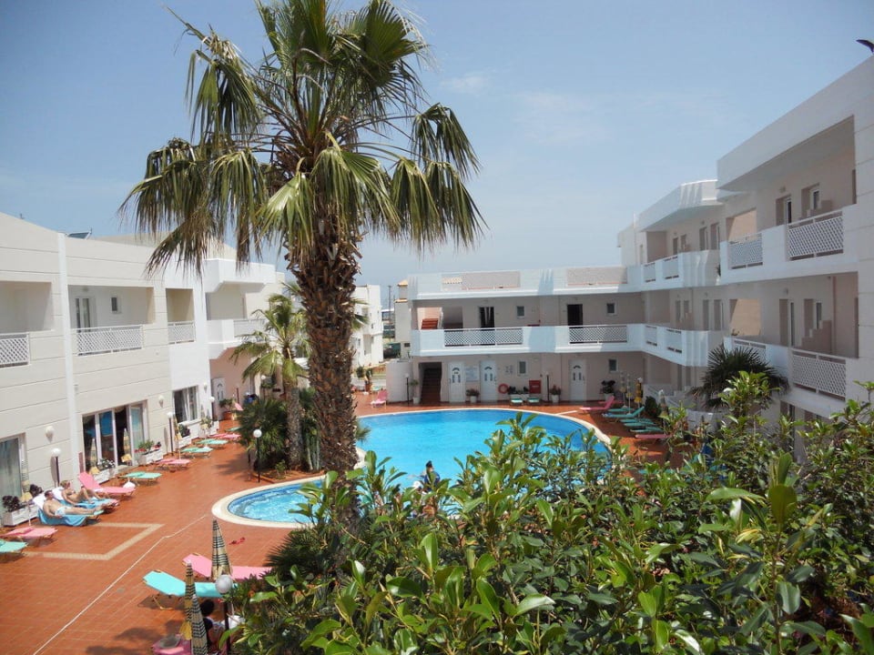 Vue de la piscine Hotel Magda CLUB