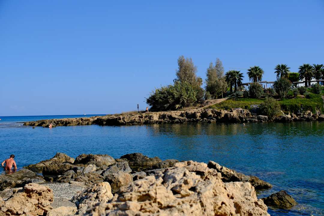 Strand Crystal Springs Beach Hotel