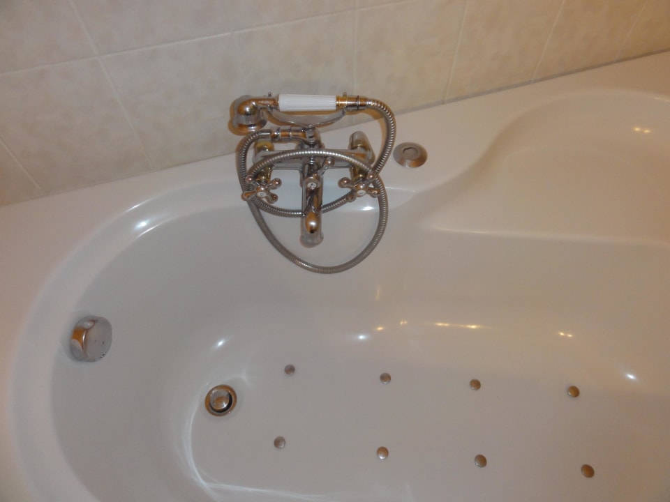 Badewanne Hotel U Zlateho Jelena