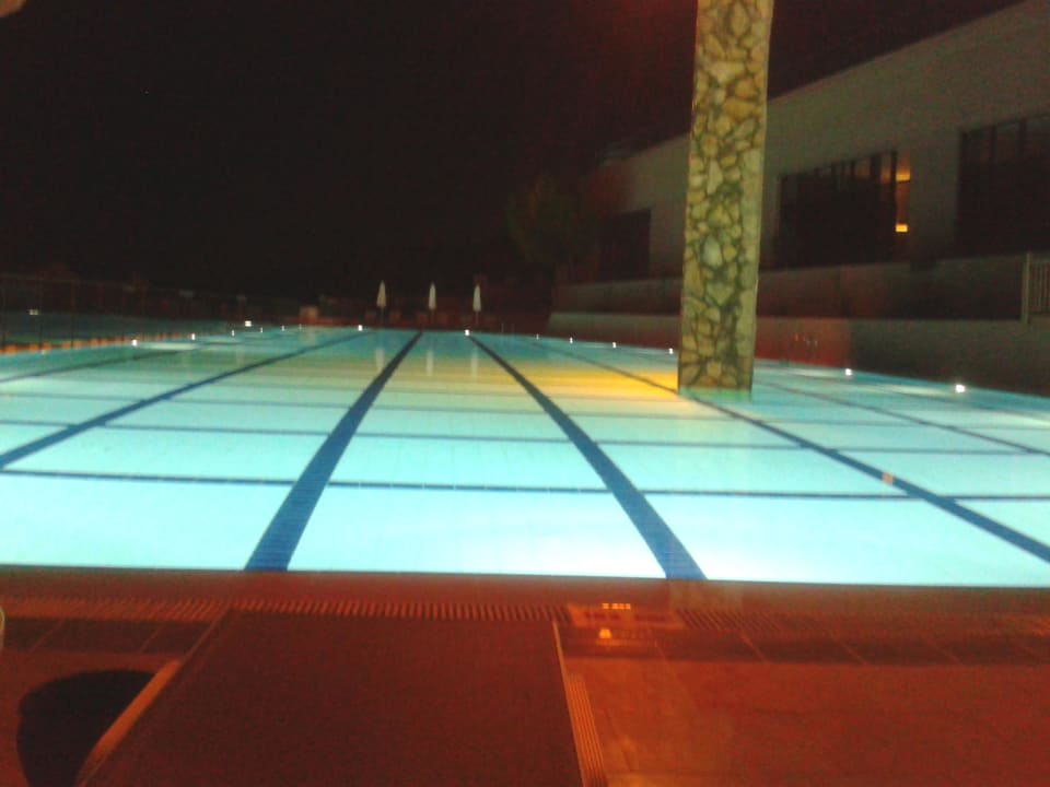 Pool by night TUI BLUE Seno - Adults Only