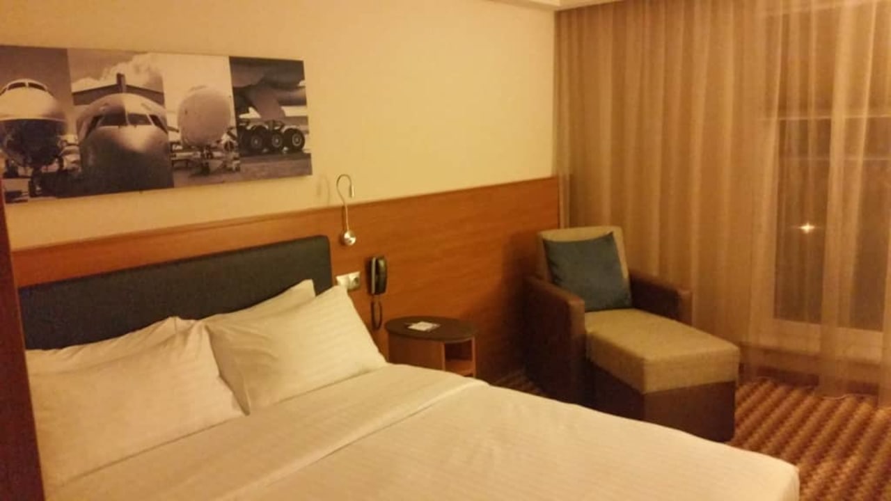 Pokój Hampton by Hilton Warsaw Airport