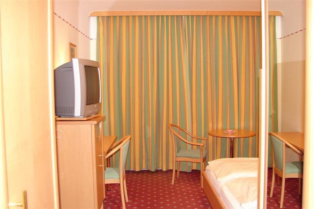 Zimmer Landhotel Grünberg am See