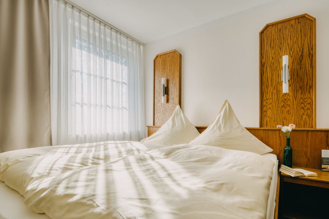 Zimmer Hotel Restaurant 7 Berge am Schlehberg