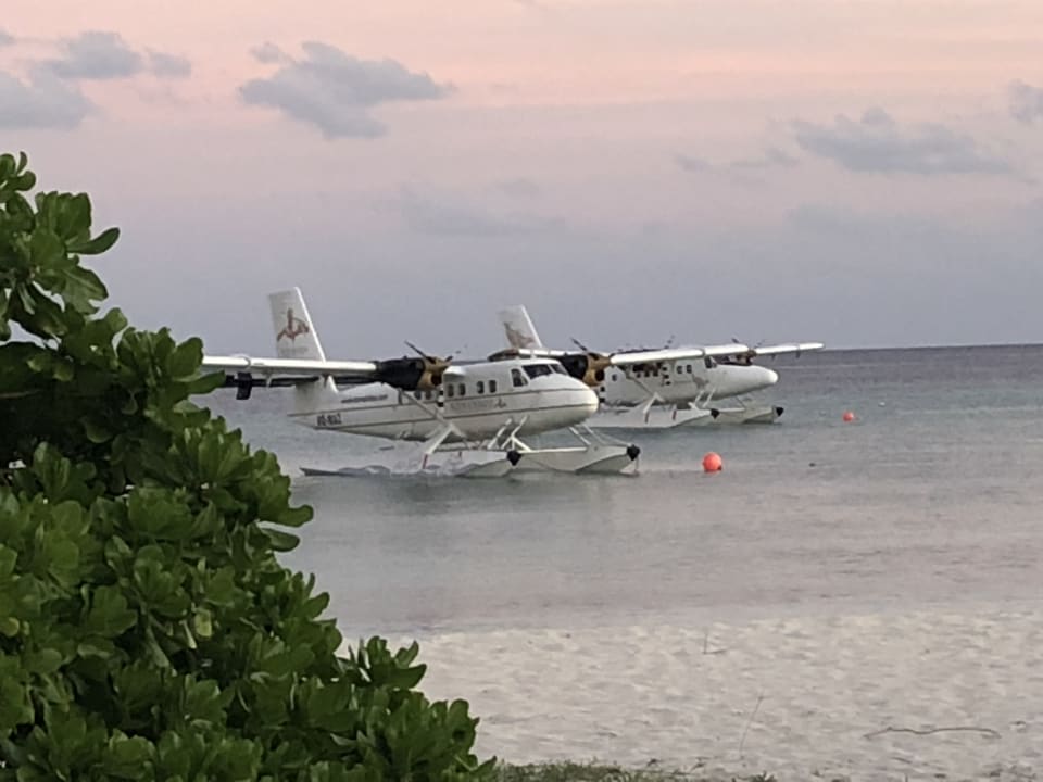 Strand Kuredu Island Resort & Spa