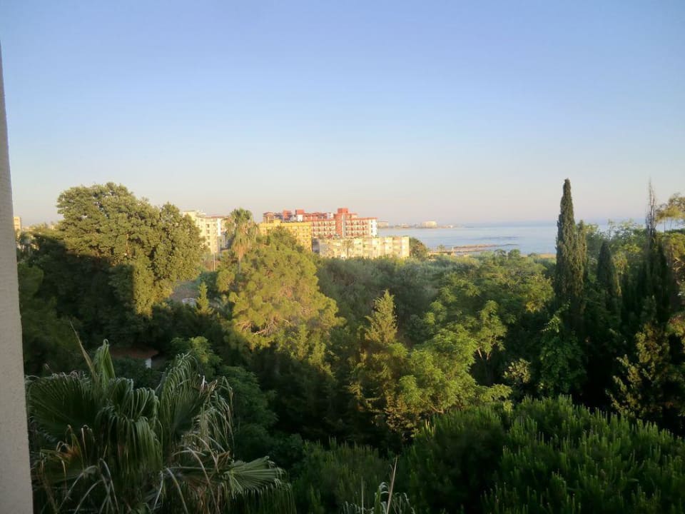 Ausblick aus dem 5.Stock unseres Zimmers Incekum Su Hotel