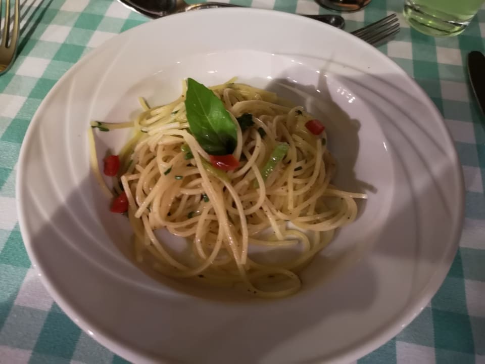 Gastro Three Corners Sea Beach Resort