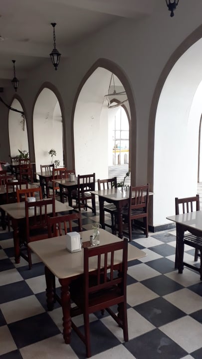 Gastro Tembo House Hotel And Apartments