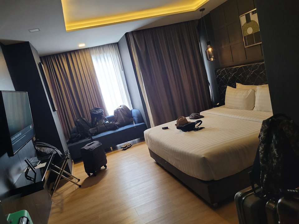 Zimmer De Prime Rangnam Hotel