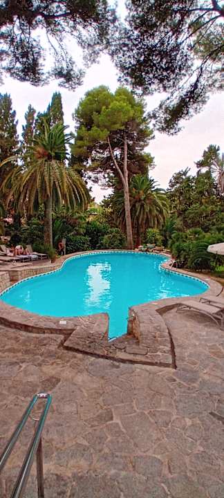 Pool Lago Garden