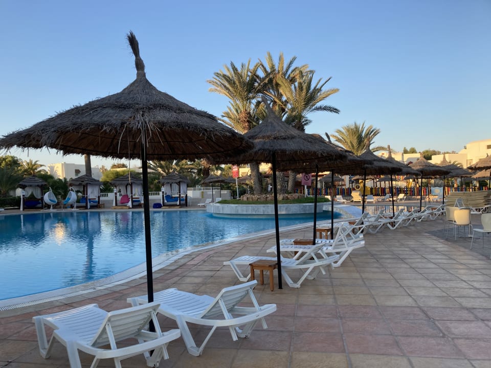 Pool TUI MAGIC LIFE Penelope Beach