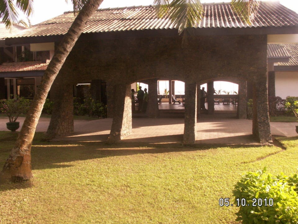 Eingang Hotel Koggala Beach