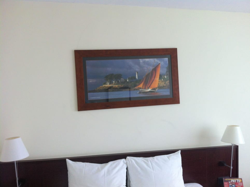 Schiefes Bild Golden Tulip Warsaw Centre Hotel