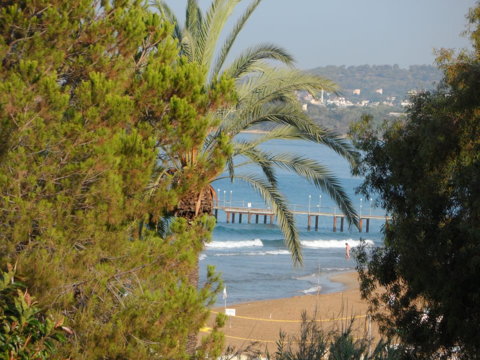 Výhlad z 2. poschodia, z našej izby Top Hotel