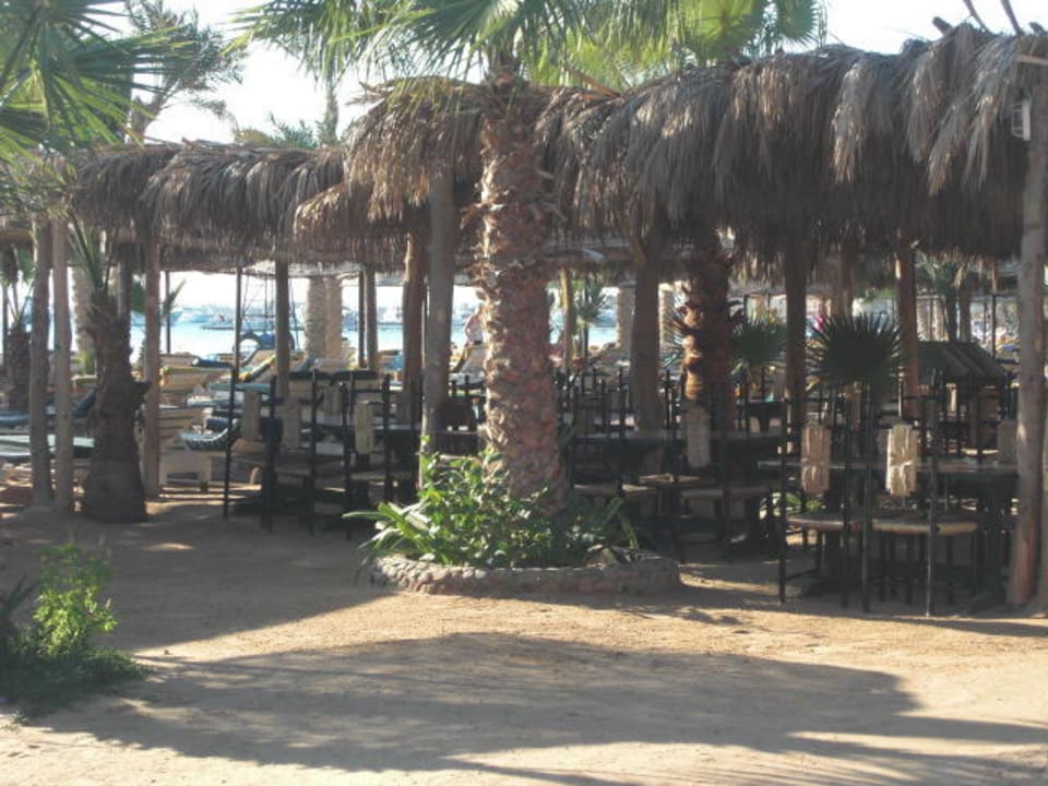 Blick auf das Strandrestaurant Giftun Azur Resort