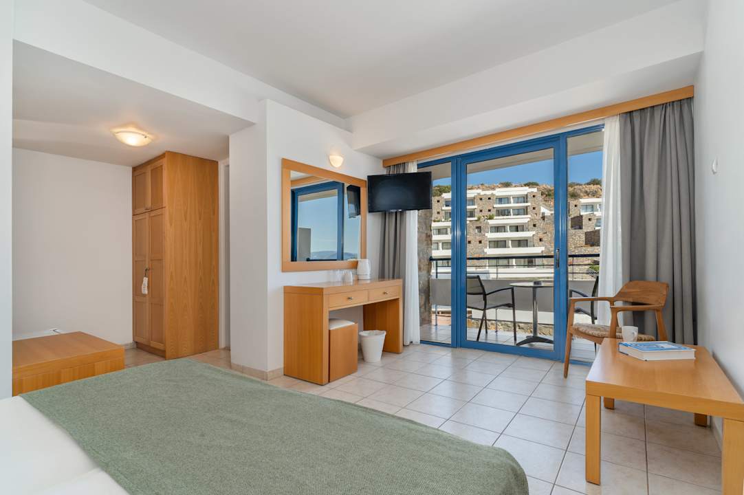 Zimmer Ariadne Beach Hotel