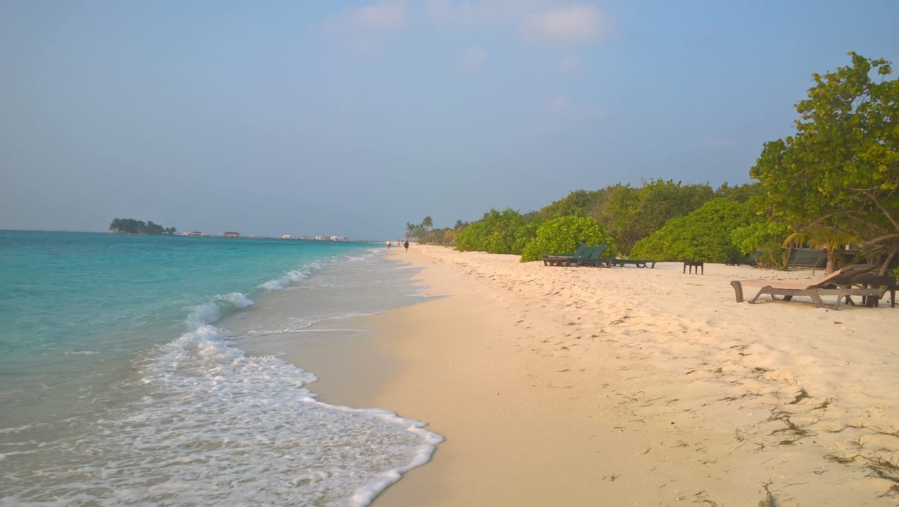 Strand Kuredu Island Resort & Spa