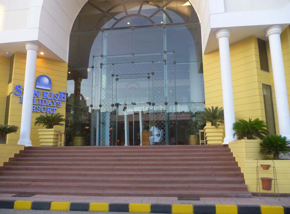 Eingang Hotel SUNRISE Holidays Resort (Adults Only)