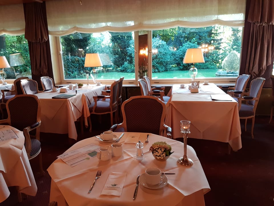 Gastro Waldhotel Tannenhäuschen