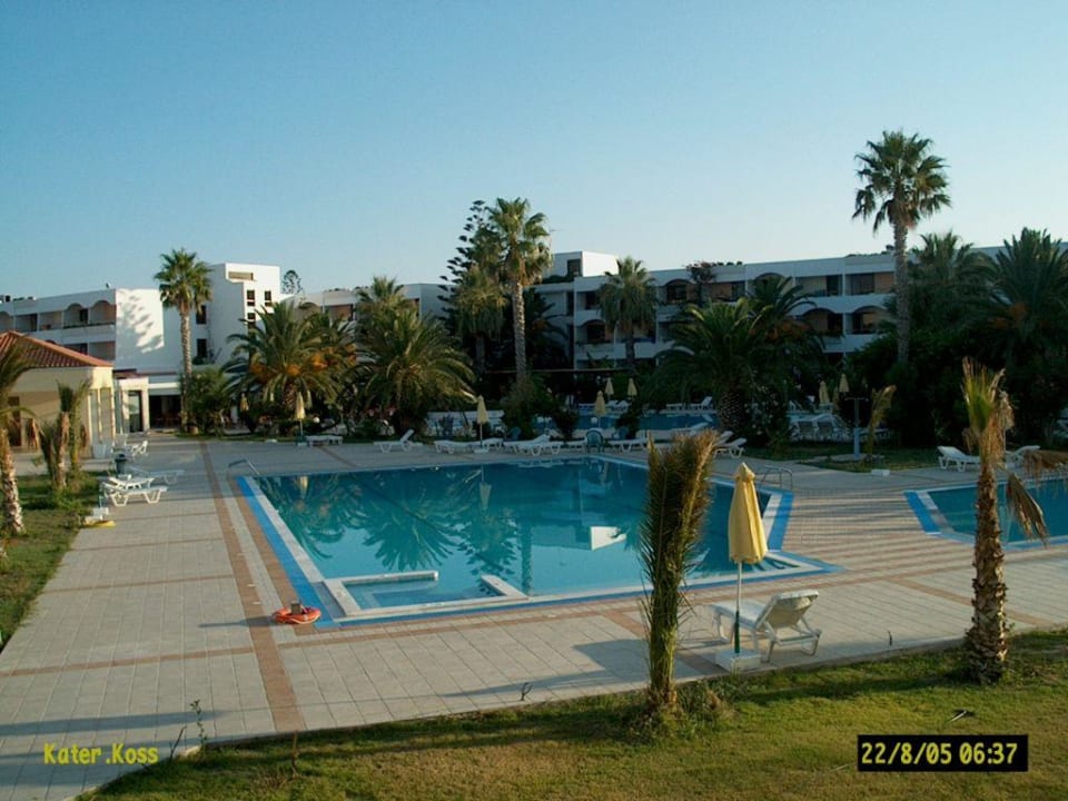Pool am Neubau Hotel Tigaki Beach
