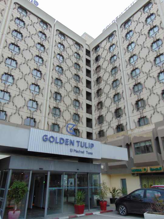 Außenansicht Hotel Golden Tulip El Mechtel