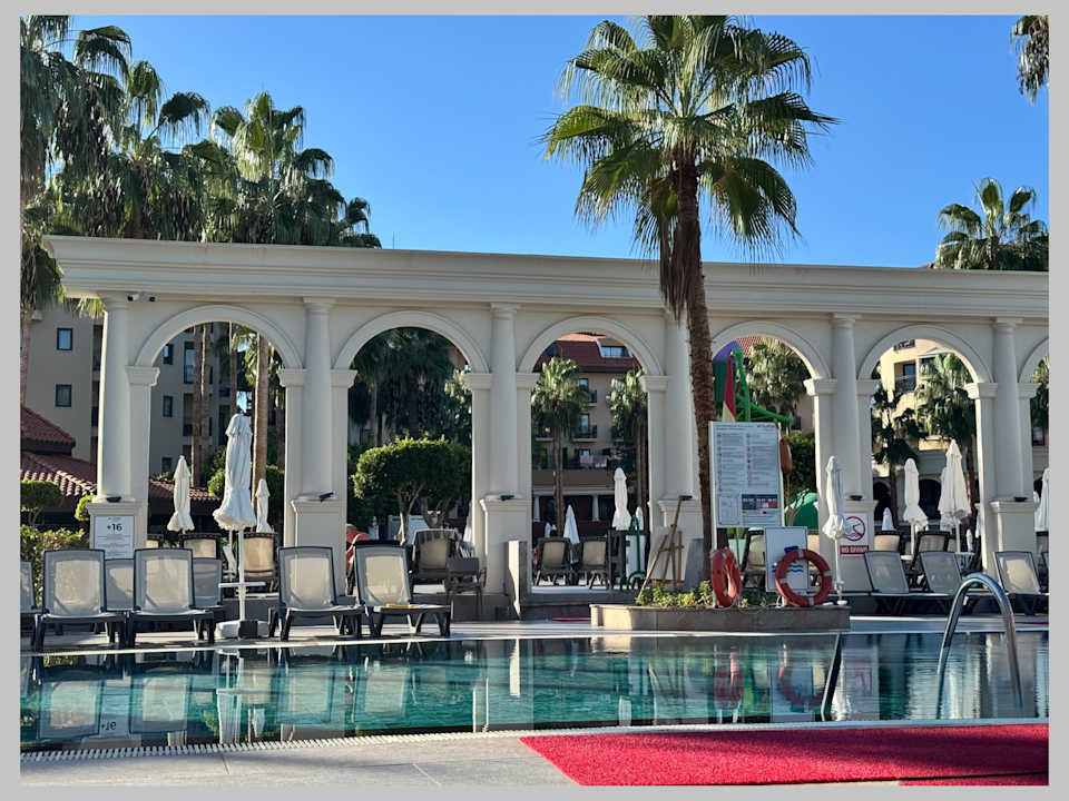 Pool allsun Numa Club Side