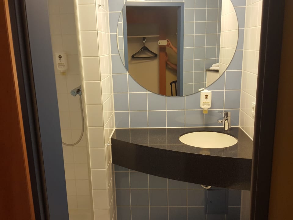 Zimmer B&B Hotel München-Airport