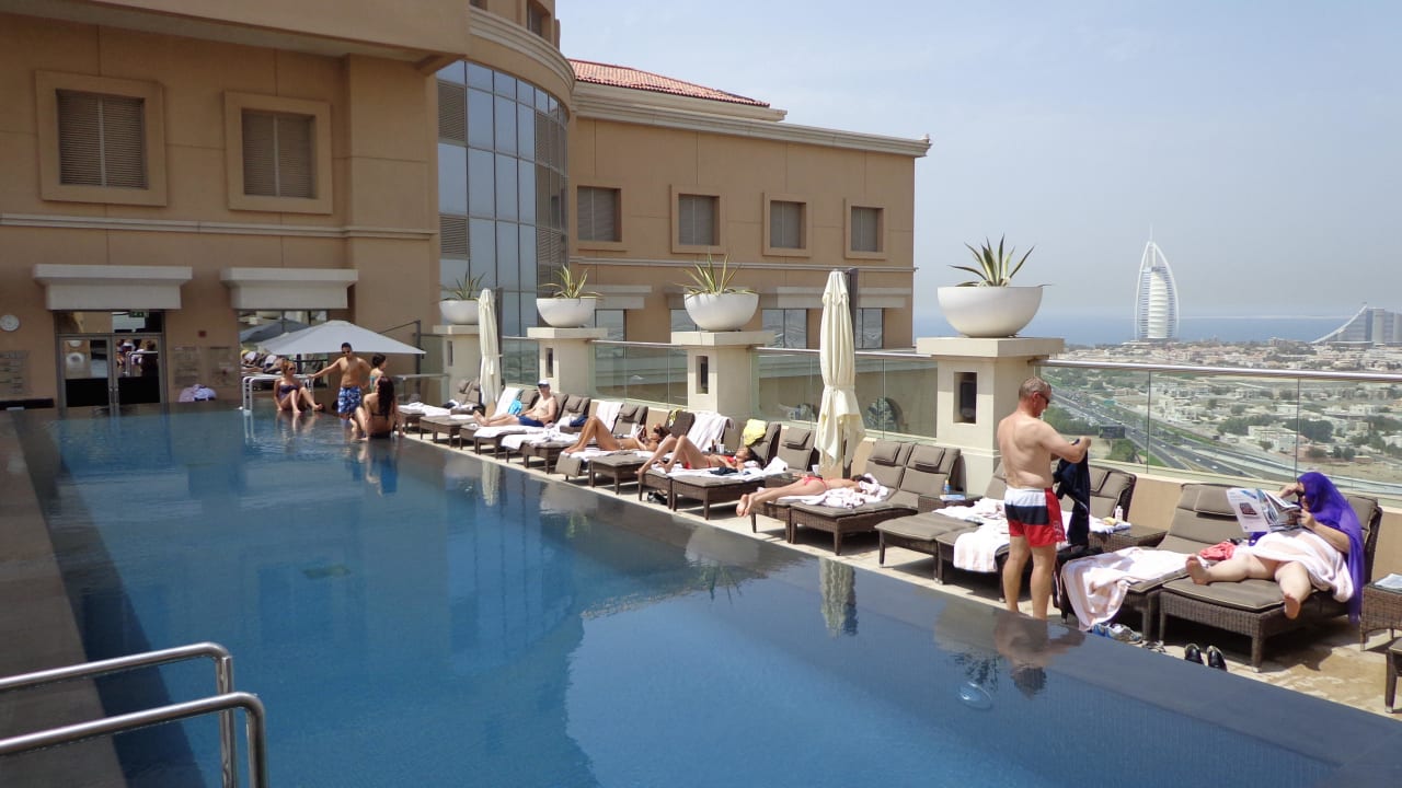 Pool mit Aussicht Hotel Sheraton Dubai Mall Of The Emirates