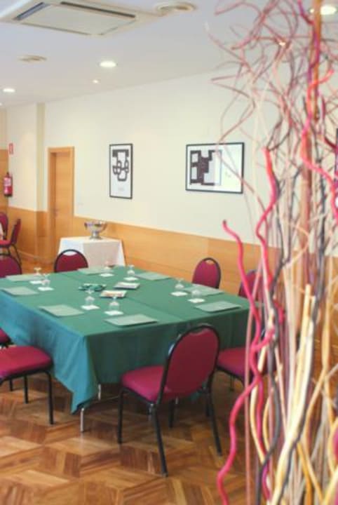 Sala de convenciones Hotel Unzaga Plaza