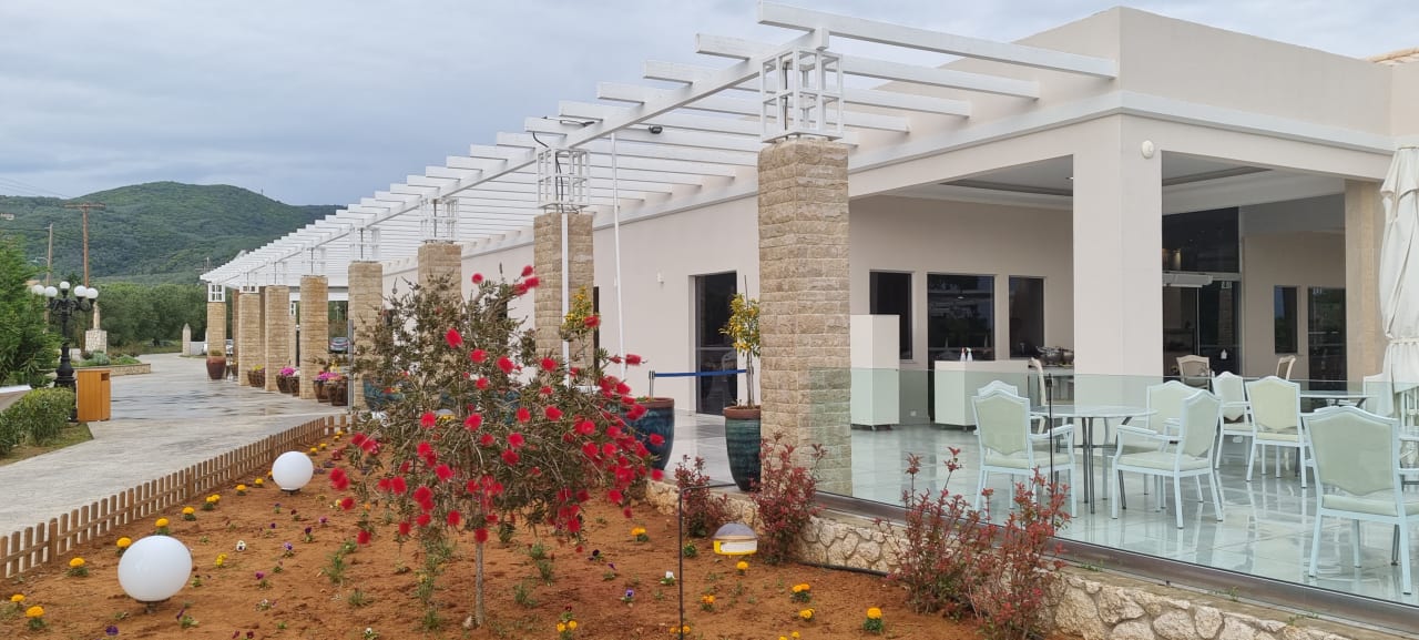 Gastro Sandy Villas Resort