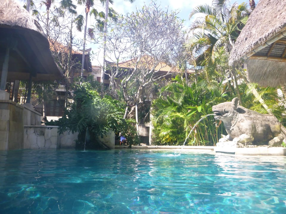 Club-Bereich Puri Santrian