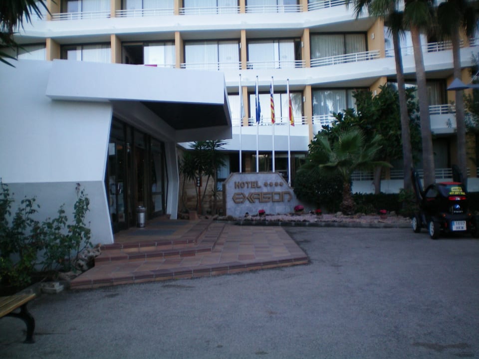 Eingang Hotel Exagon Park