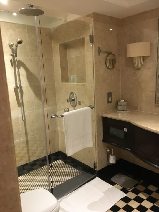Zimmer Beach Rotana