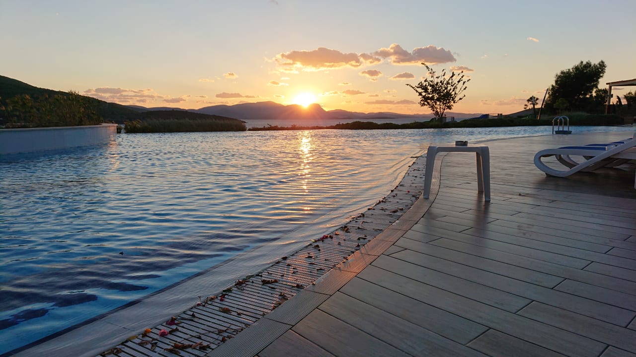 Pool La Blanche Island Bodrum