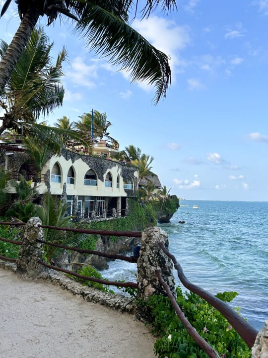 Gartenanlage Bahari Beach Hotel