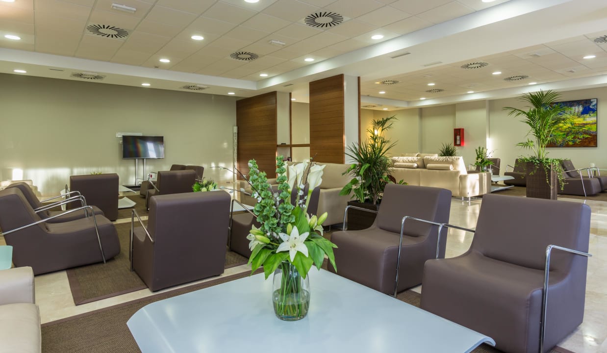 Lobby Ona Valle Romano Golf & Resort