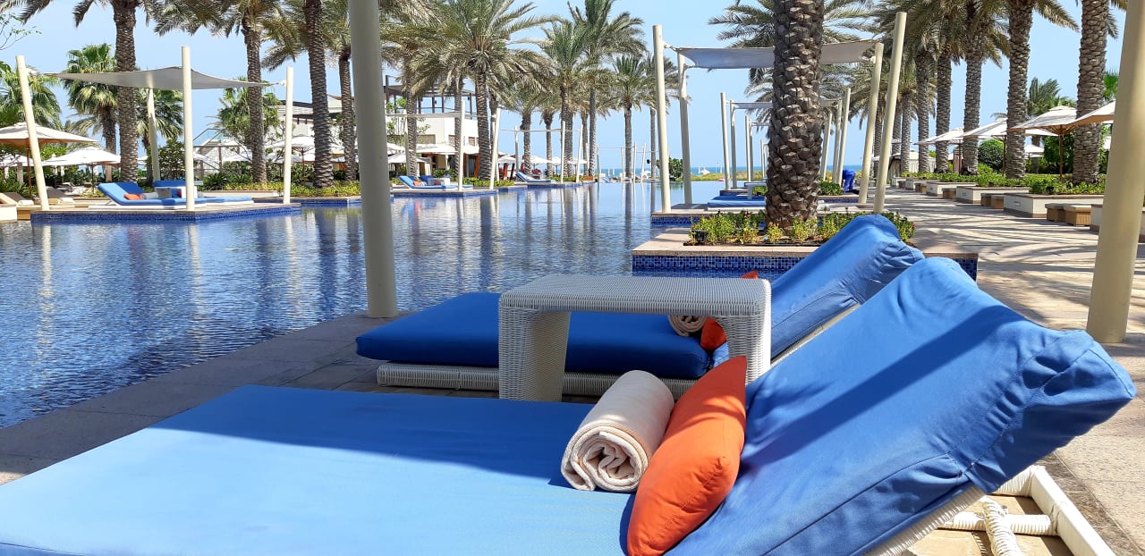 Pool Park Hyatt Abu Dhabi Hotel and Villas