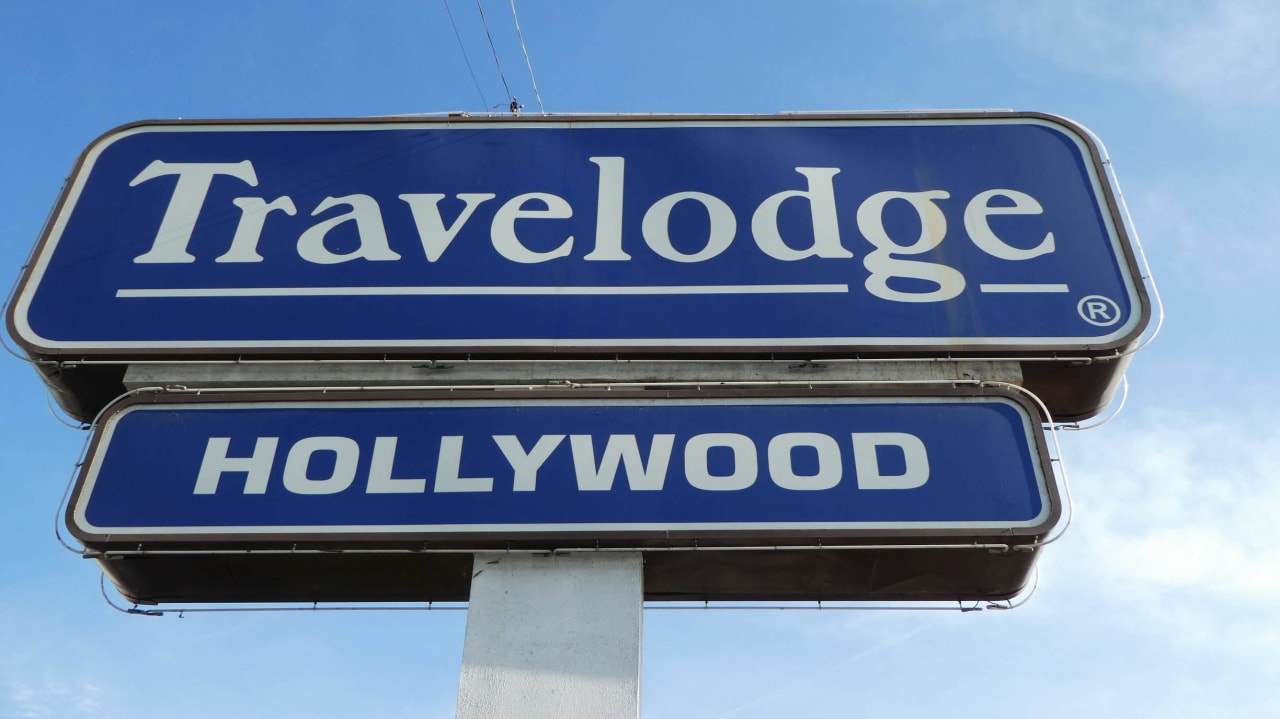 Logo Travelodge Hollywood – Vermont / Sunset