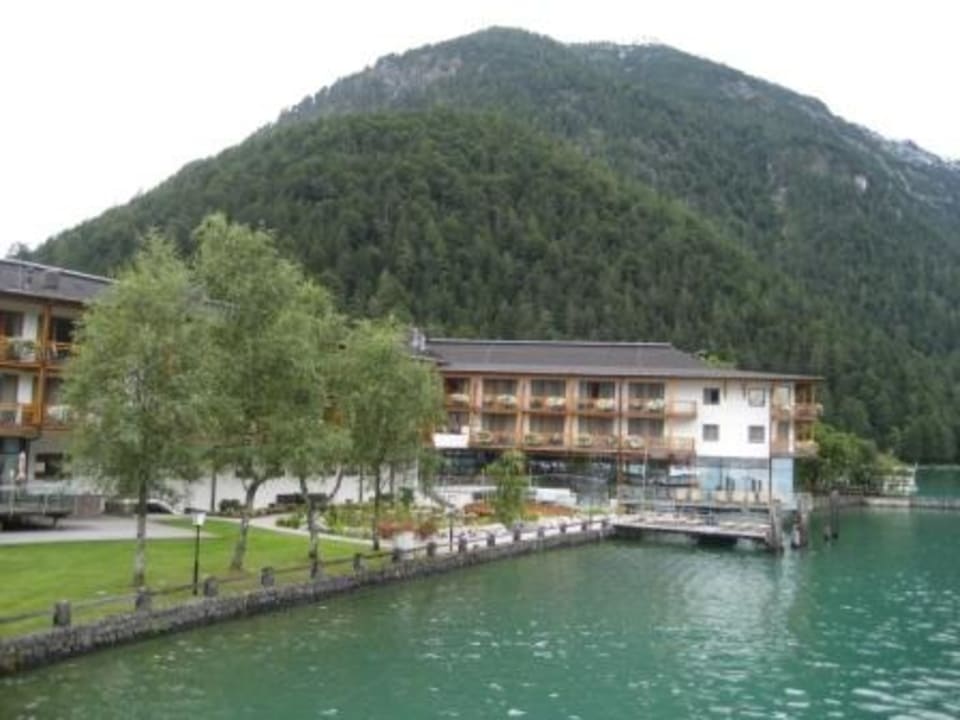 Spa-Bereich des Fürstenhauses vom See aja Fürstenhaus am Achensee