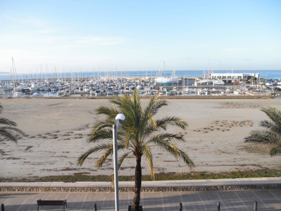 Blick auf den Segelhafen Hotel Las Arenas