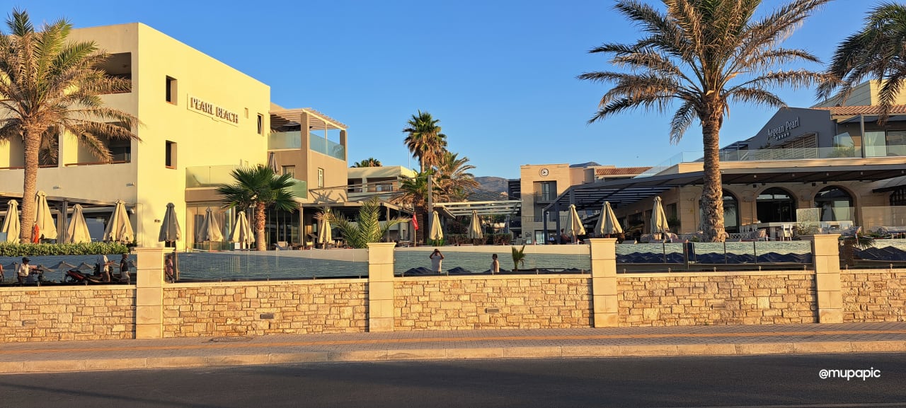 Außenansicht Pearl Beach