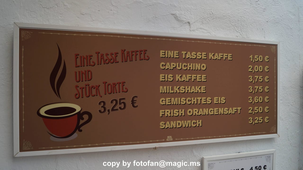 Auf der Terrasse Hostal Villa Cati