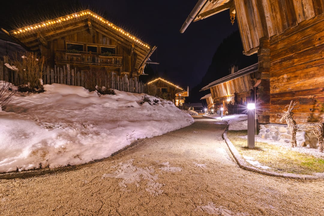 Außenansicht Chaletdorf Auszeit