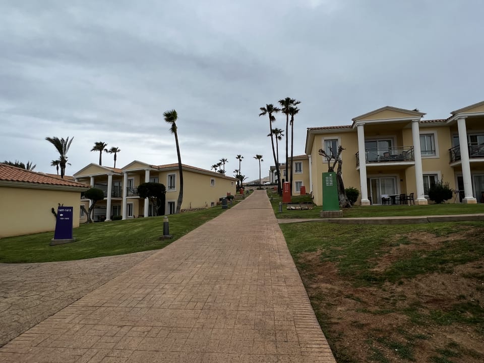 Gartenanlage TUI KIDS CLUB Punta Prima