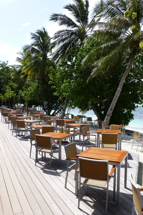 Aussenbereich Vilamendhoo Island Resort & Spa